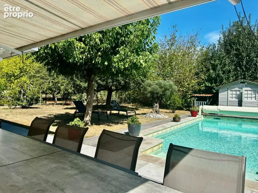 Maison 143m2 - 5 chambres - garage - piscine - environnement très calme - photo 3