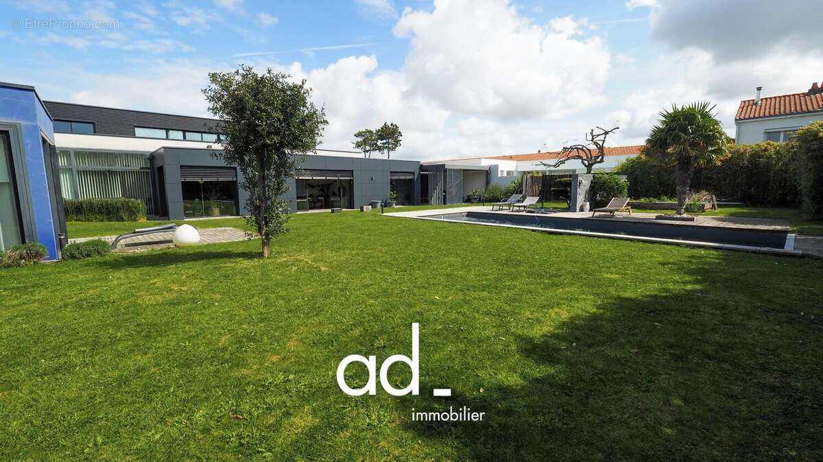 Maison à LA ROCHELLE