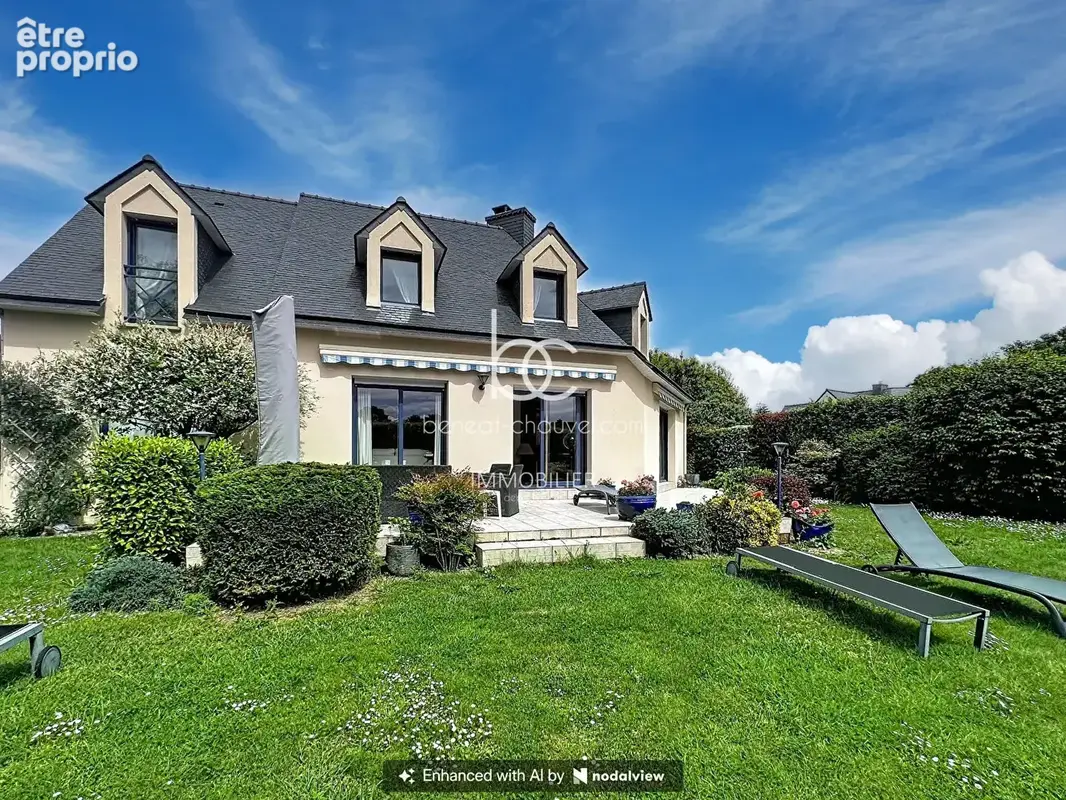 Photo Maison à Plescop au prix de 587 000€