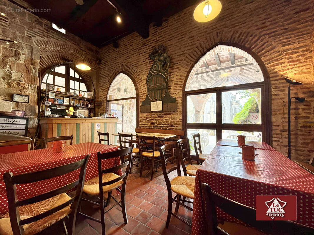 Commerce à PENNE-D'AGENAIS