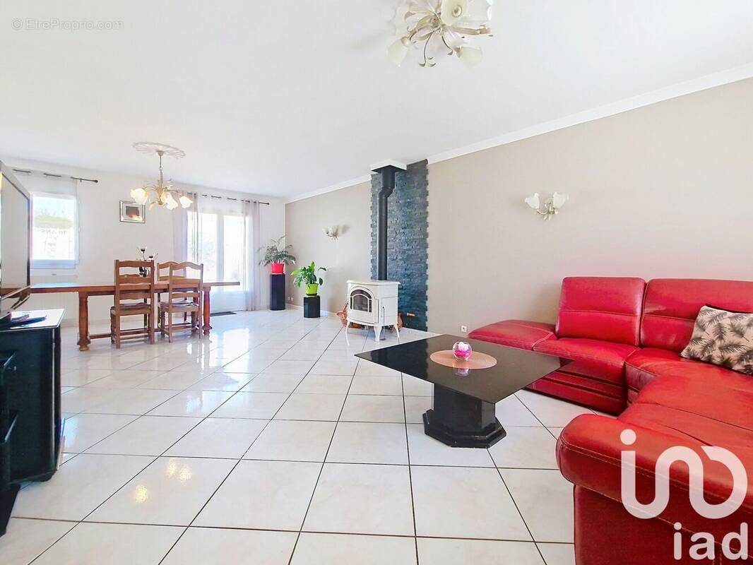 Photo 1 - Maison à GRETZ-ARMAINVILLIERS