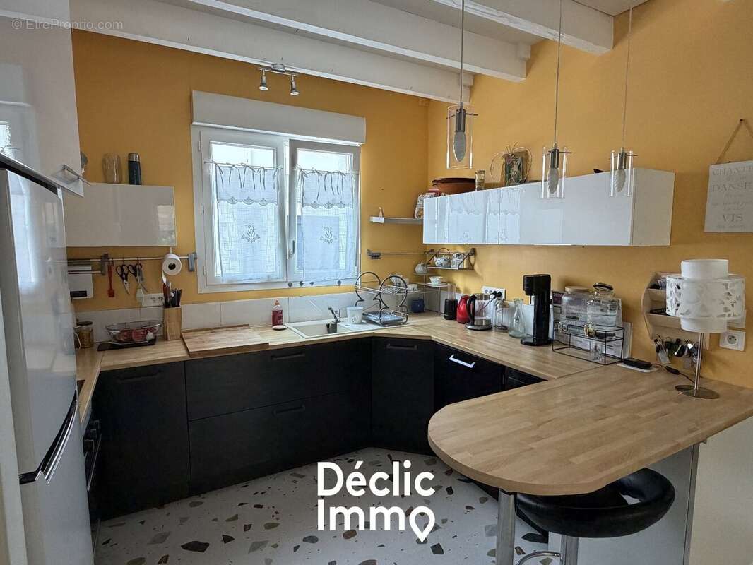 A vendre maison rochefort 5ch - photo 3