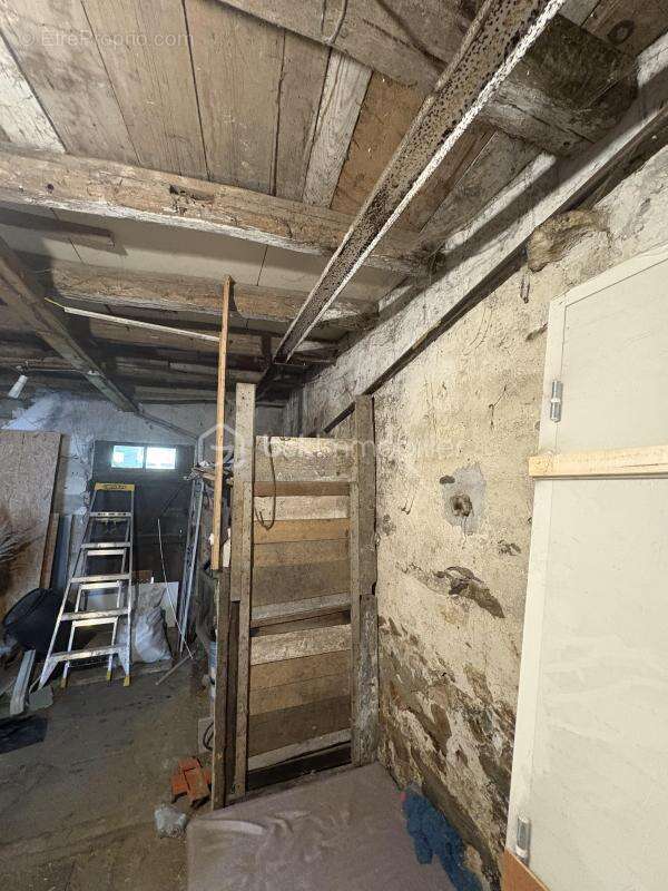 Maison à VILLENEUVE-SOUS-DAMMARTIN