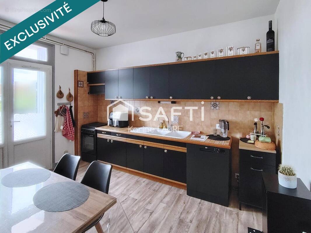 Photo 1 - Maison à SAINTES