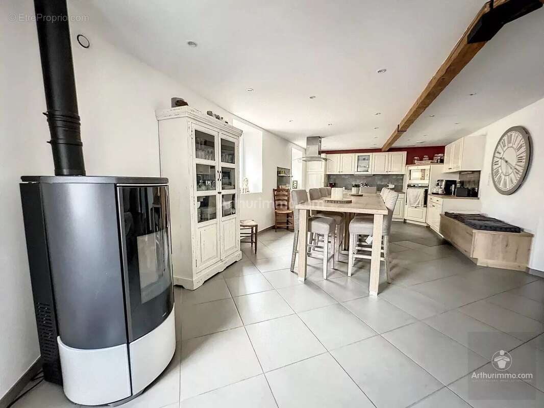 Vente Maison Cordelle(42123) 139 000ï¿œ - photo 2