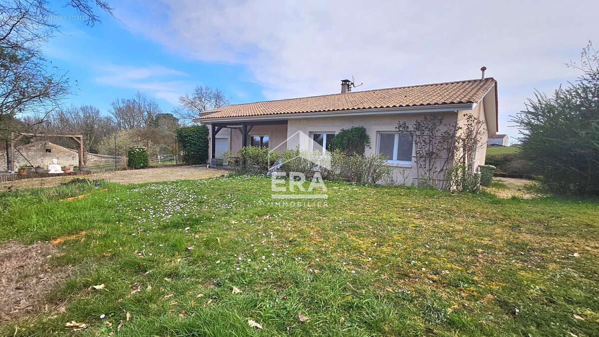 Maison à MONTPON-MENESTEROL