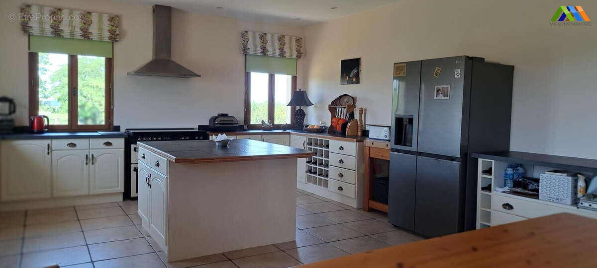 Maison 400 m² à Monlezun  - photo 5