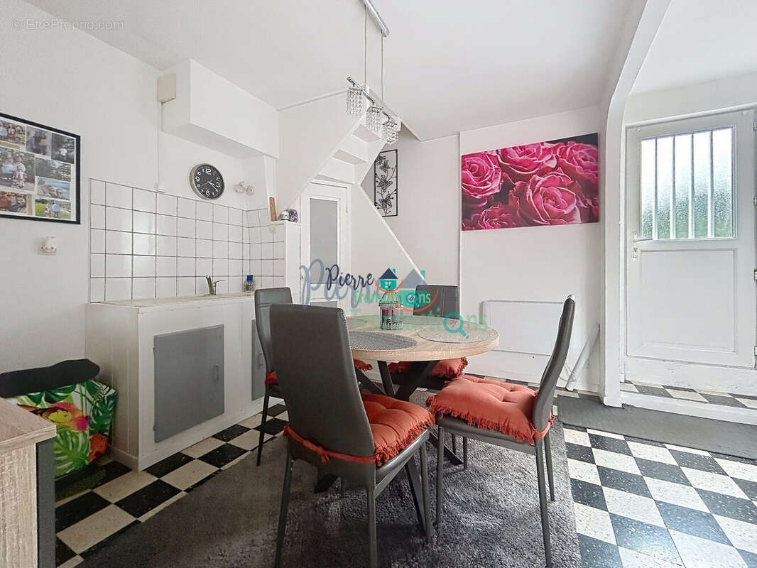 Maison à LILLEBONNE