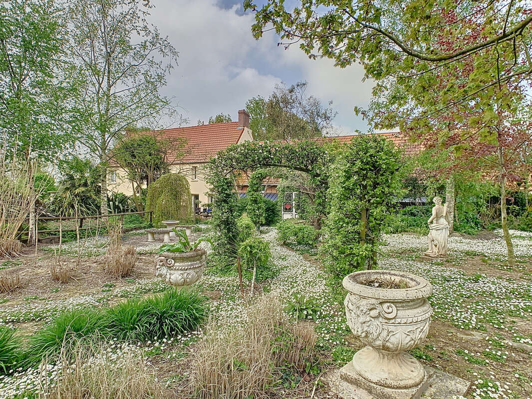 Maison à ISIGNY-SUR-MER