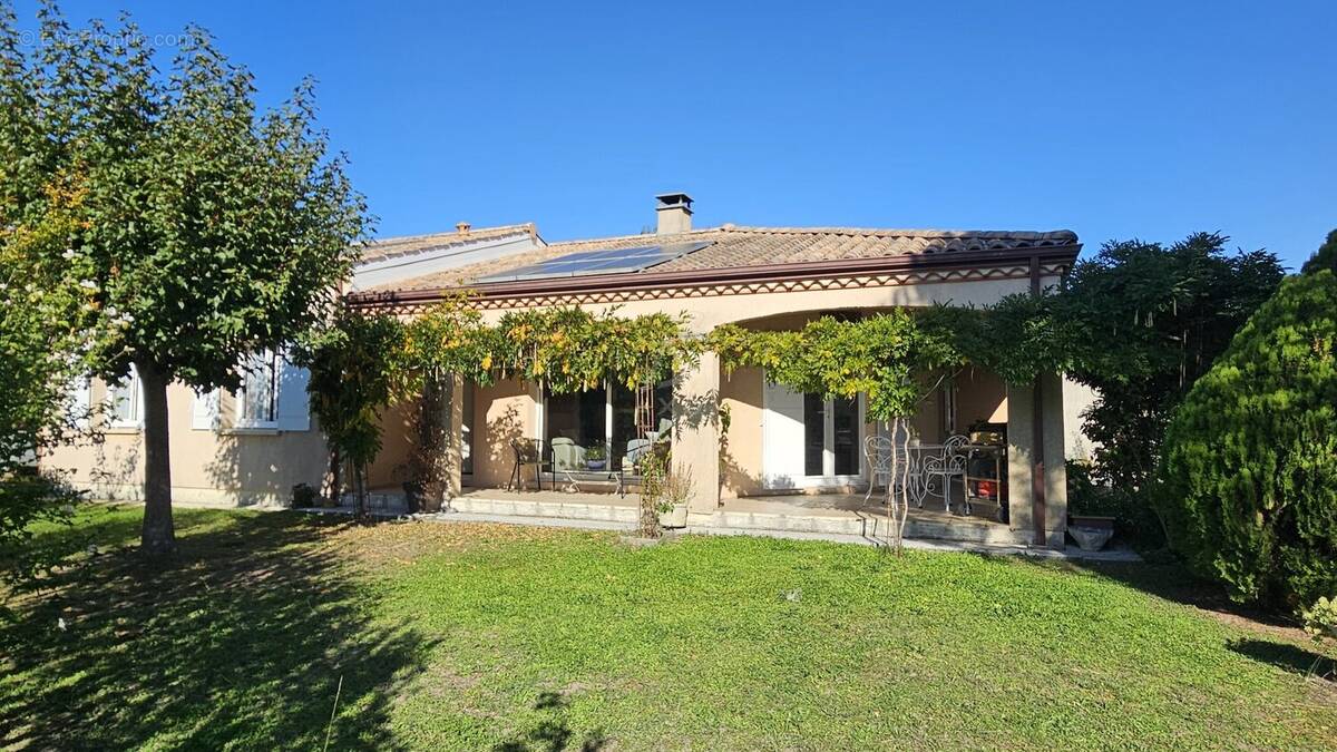 Maison à SAINT-DENIS-DE-PILE