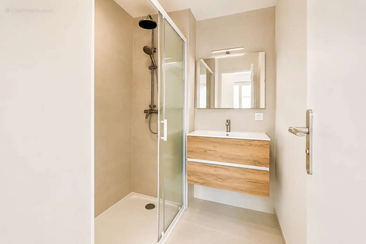 4 PIÈCES RÉNOVÉ – LUMINEUX – Rentabilité 7% net - photo 4