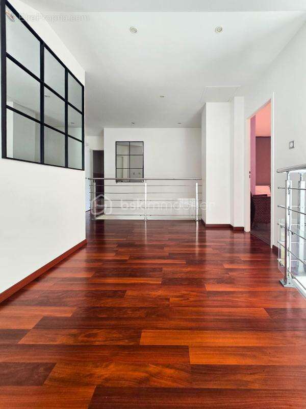 Villa d’architecte familiale de 165m2 – Vaulnaveys-le-Haut, secteur des Ecoles - photo 10