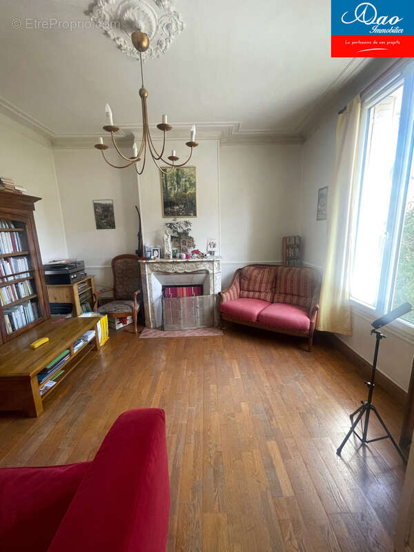 Maison à SAINTE-SAVINE
