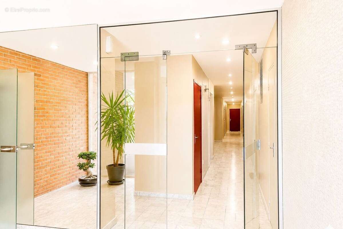 Appartement 45 m² à Saint-Maur-Des-Fosses  - photo 9