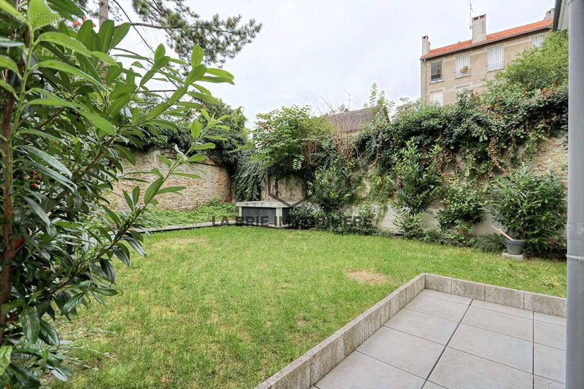 Appartement 38 m² à Villecresnes  - photo 3