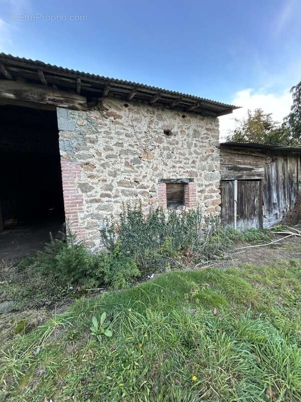 Maison à BESSINES-SUR-GARTEMPE
