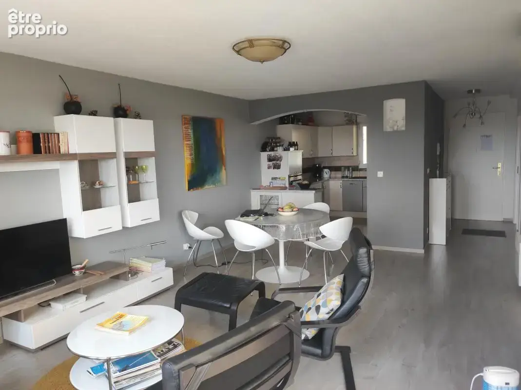 Lorgues ,   Joli Appartement  très Lumineux avec une Terrasse - photo 5