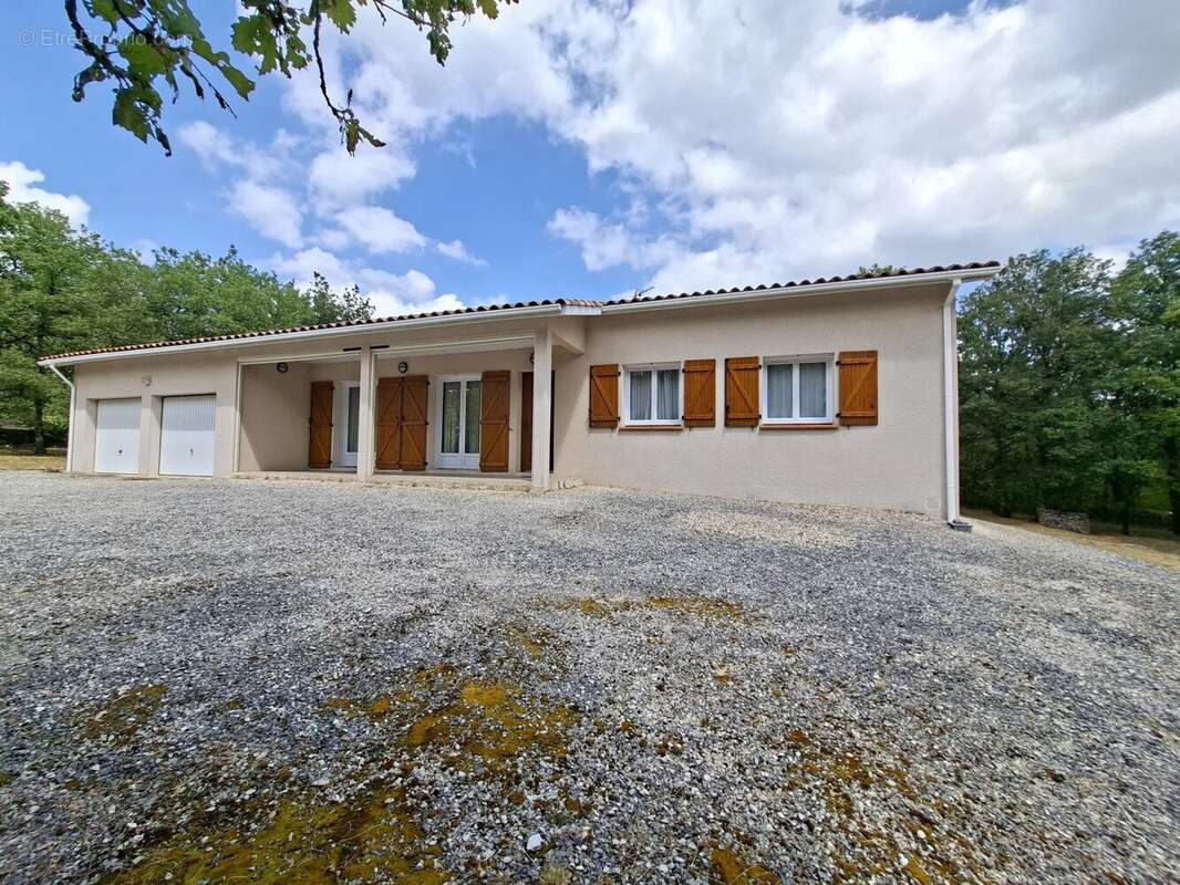 Maison à BELMONT-SAINTE-FOI