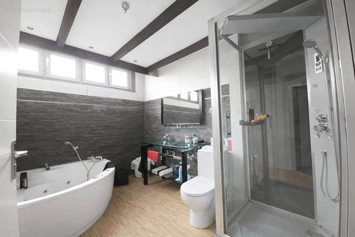 Appartement à MAXEVILLE