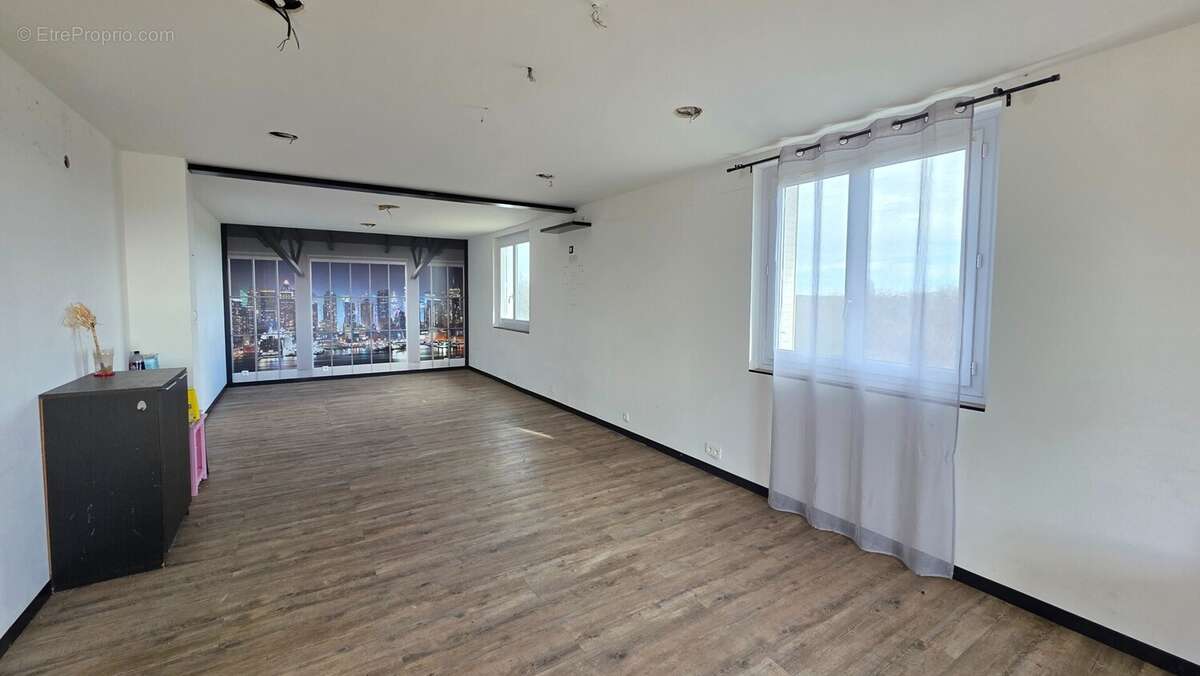 Maison à CHATENOY-LE-ROYAL