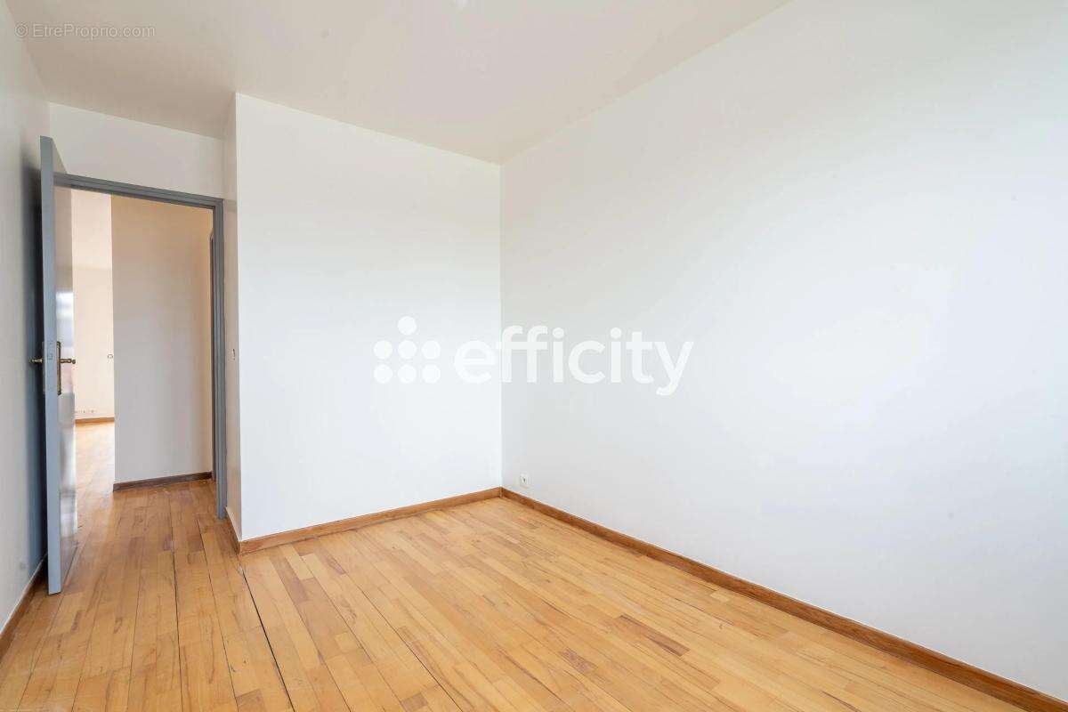 Appartement à BONDY