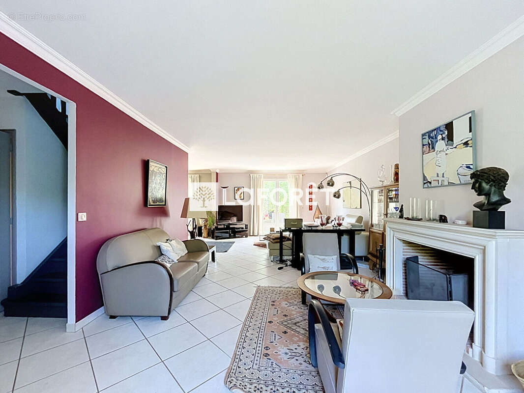 CHATOU - Maison familiale contemporaine de 214 m² habitables (252 m² utiles) avec sous-sol total, studio indépendant et jardin s - photo 6
