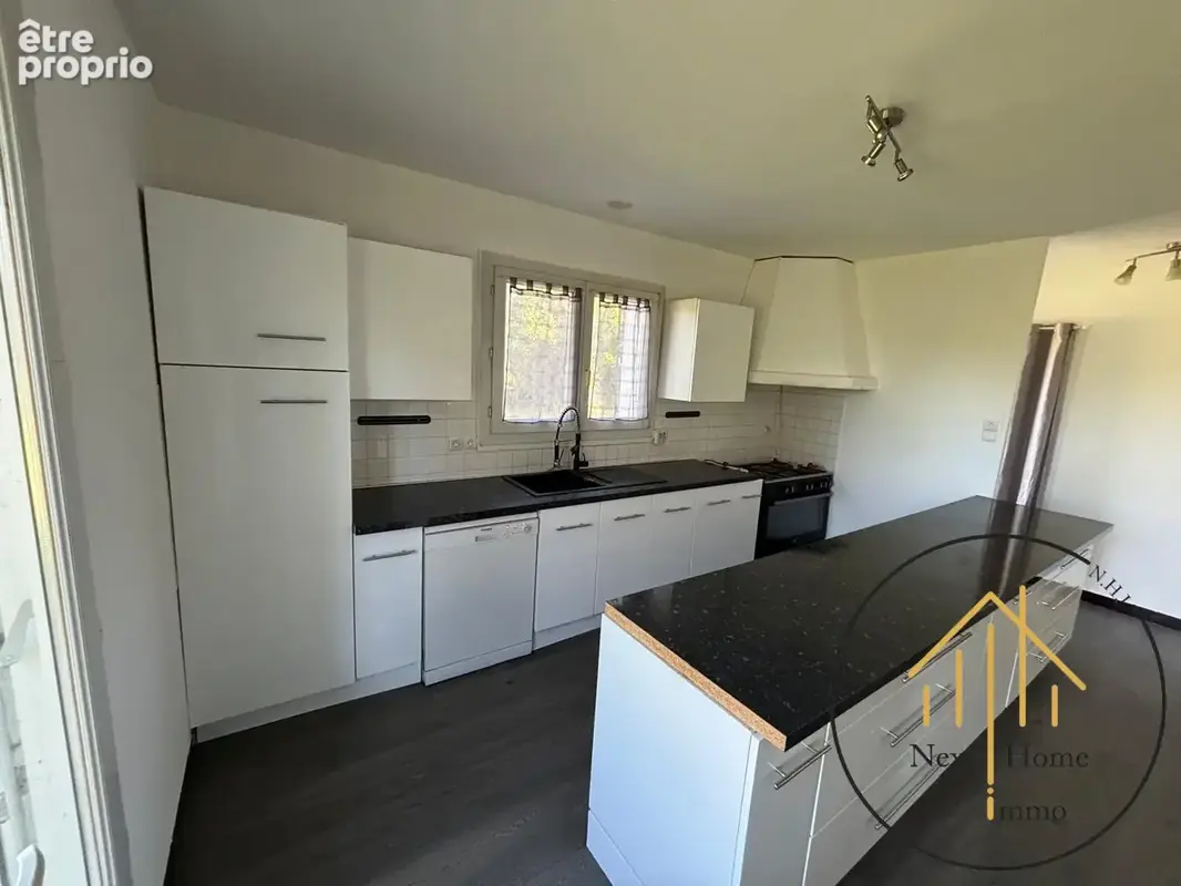 Maison 5 pièces 108 m² à vendre à Bois (17240) - photo 2