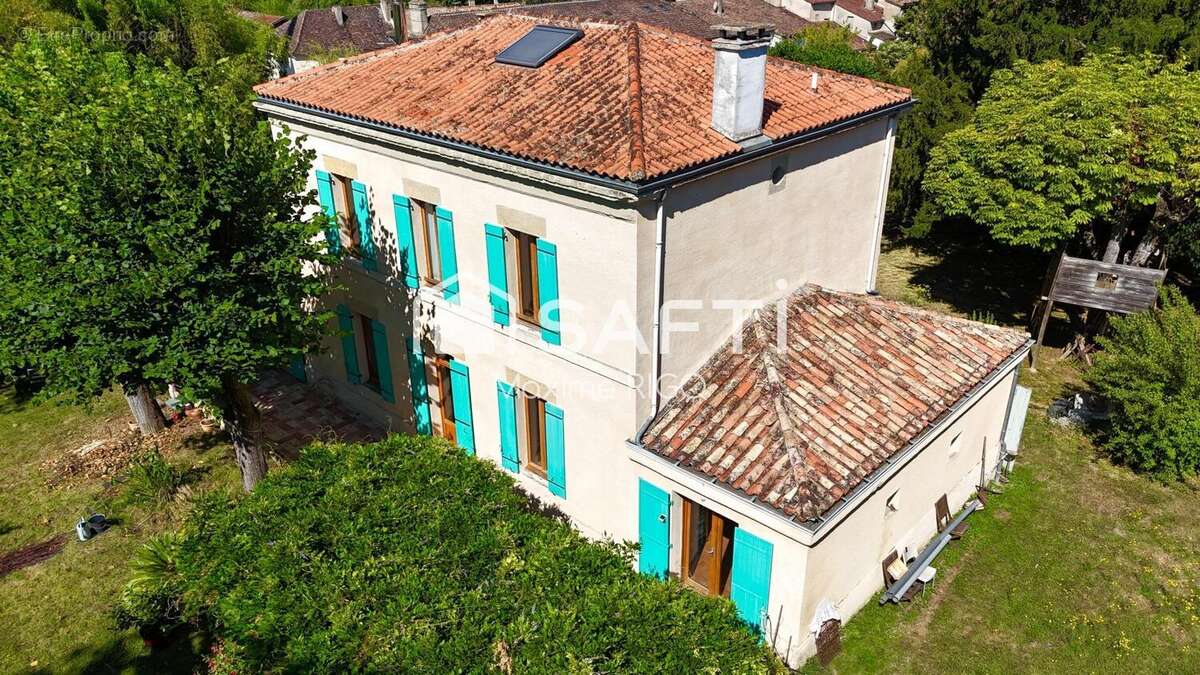 Photo 2 - Maison à BIRAC-SUR-TREC