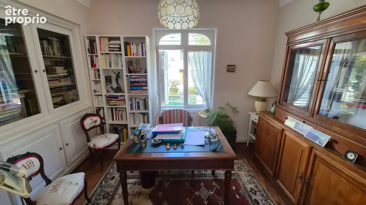 Maison - 170 m² - TOURS - photo 6