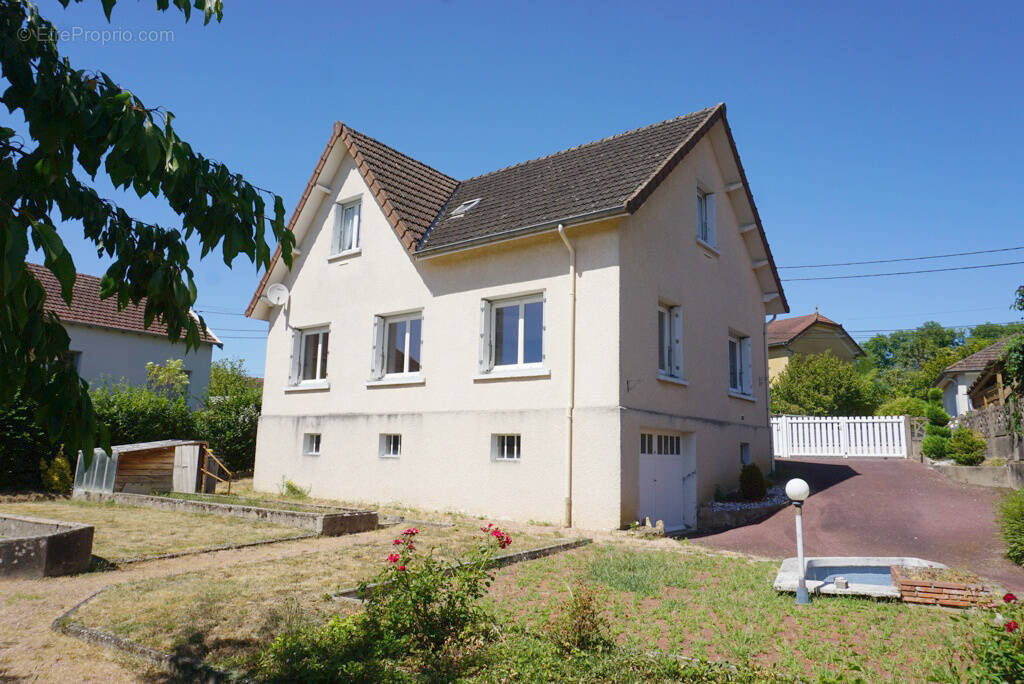 Maison à PARAY-LE-MONIAL