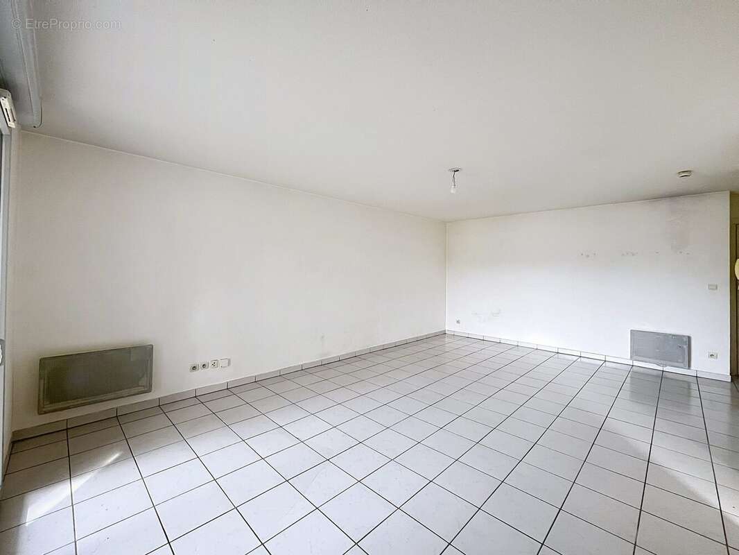 Appartement à FONBEAUZARD