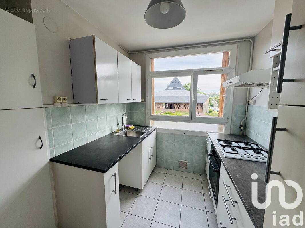 Photo 1 - Appartement à SAINT-FARGEAU-PONTHIERRY