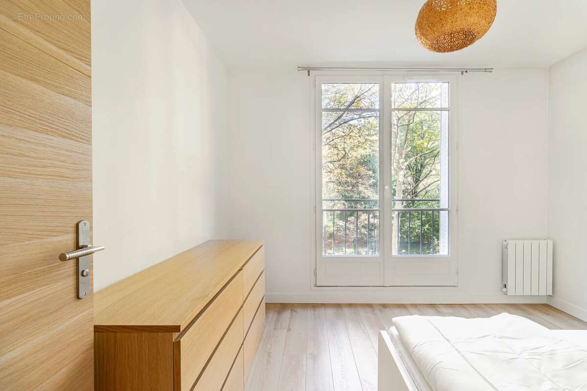 Appartement à PARIS-19E