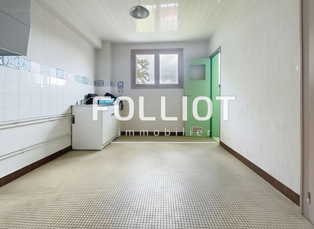 Appartement à FOUGERES