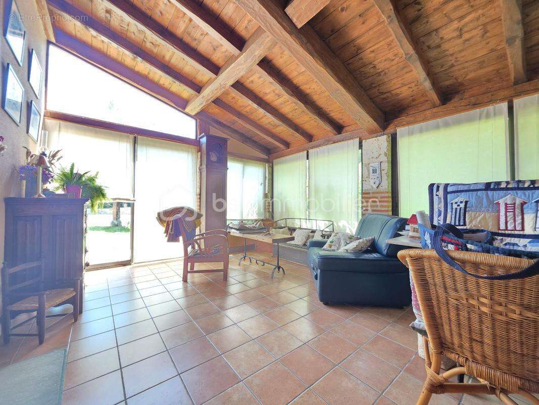 Maison à BRAX