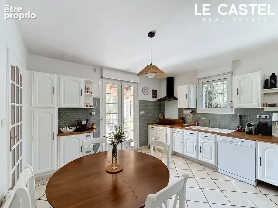 Maison 5 pièces 132 m² à vendre à Le Beausset (83330) - photo 8