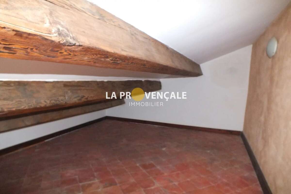 Appartement à ROUSSET