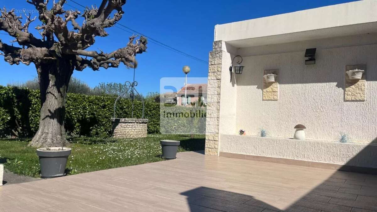 Maison à PONT-SAINT-ESPRIT