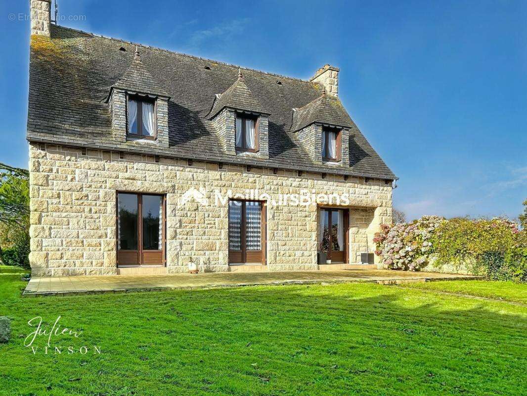 Maison à LE VIEUX-MARCHE