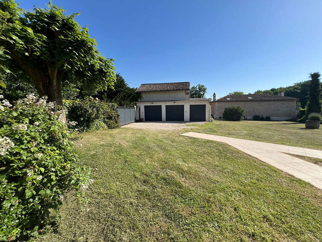 Maison à BRUX
