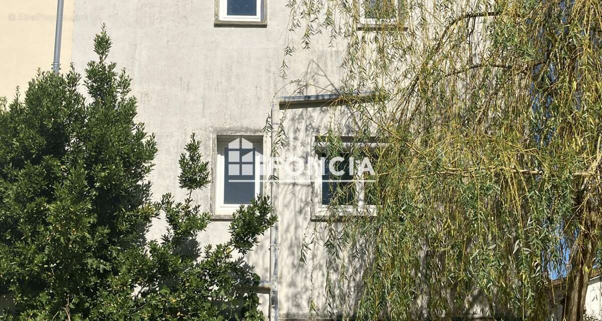 Proximité commerces - photo 2