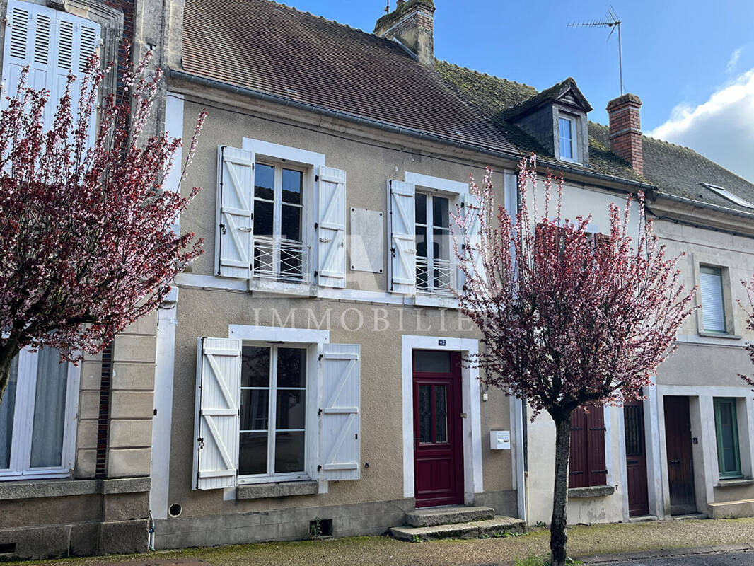 Maison à LE MELE-SUR-SARTHE