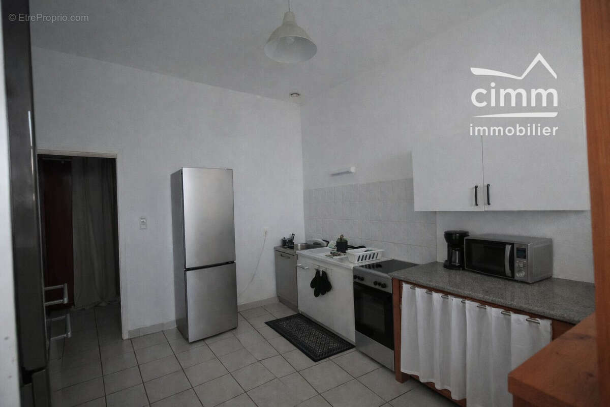 Appartement à SAINT-SIMEON-DE-BRESSIEUX