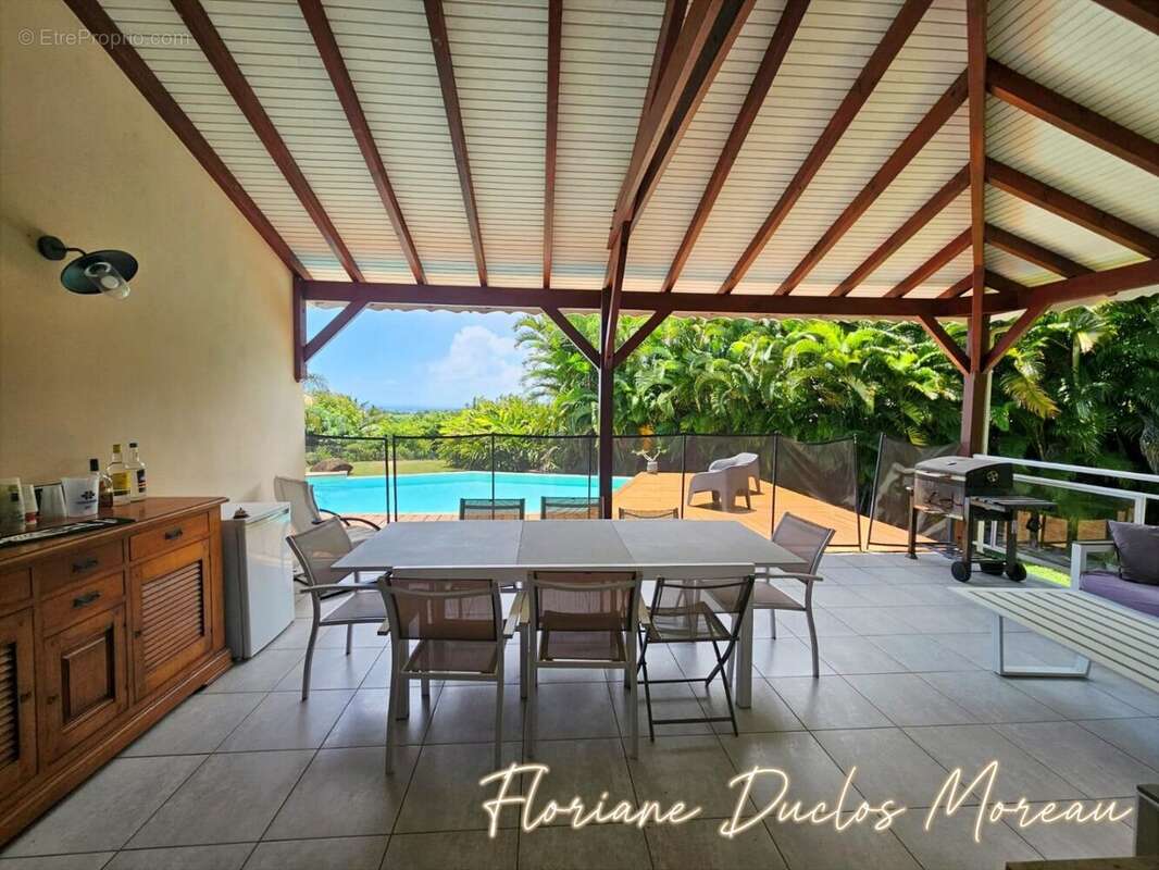 Maison à SAINTE-ROSE