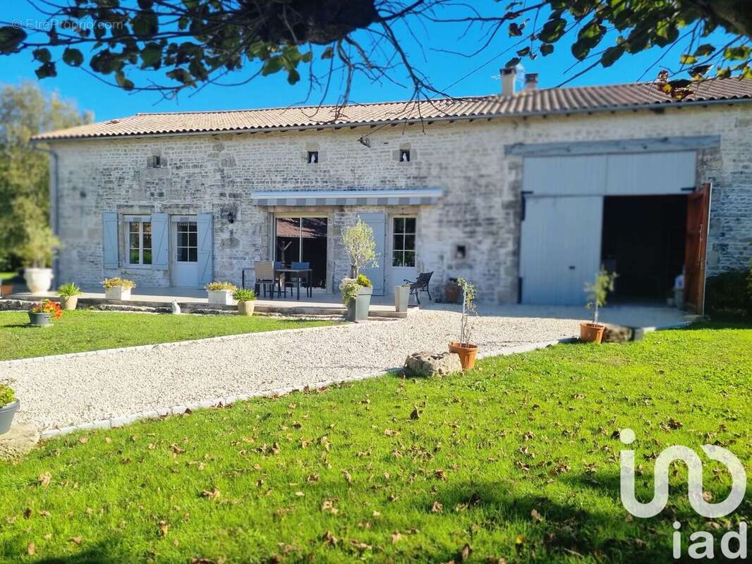 Photo 3 - Maison à AUBIGNE