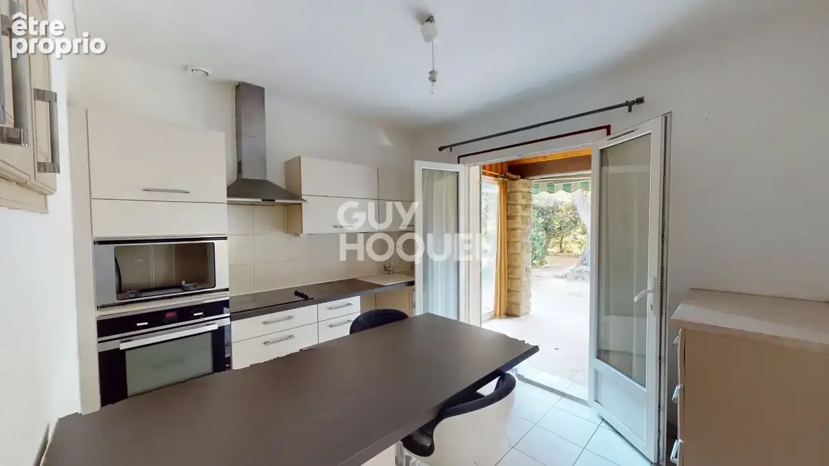 Maison à vendre à Sabran avec studio et garage - photo 3