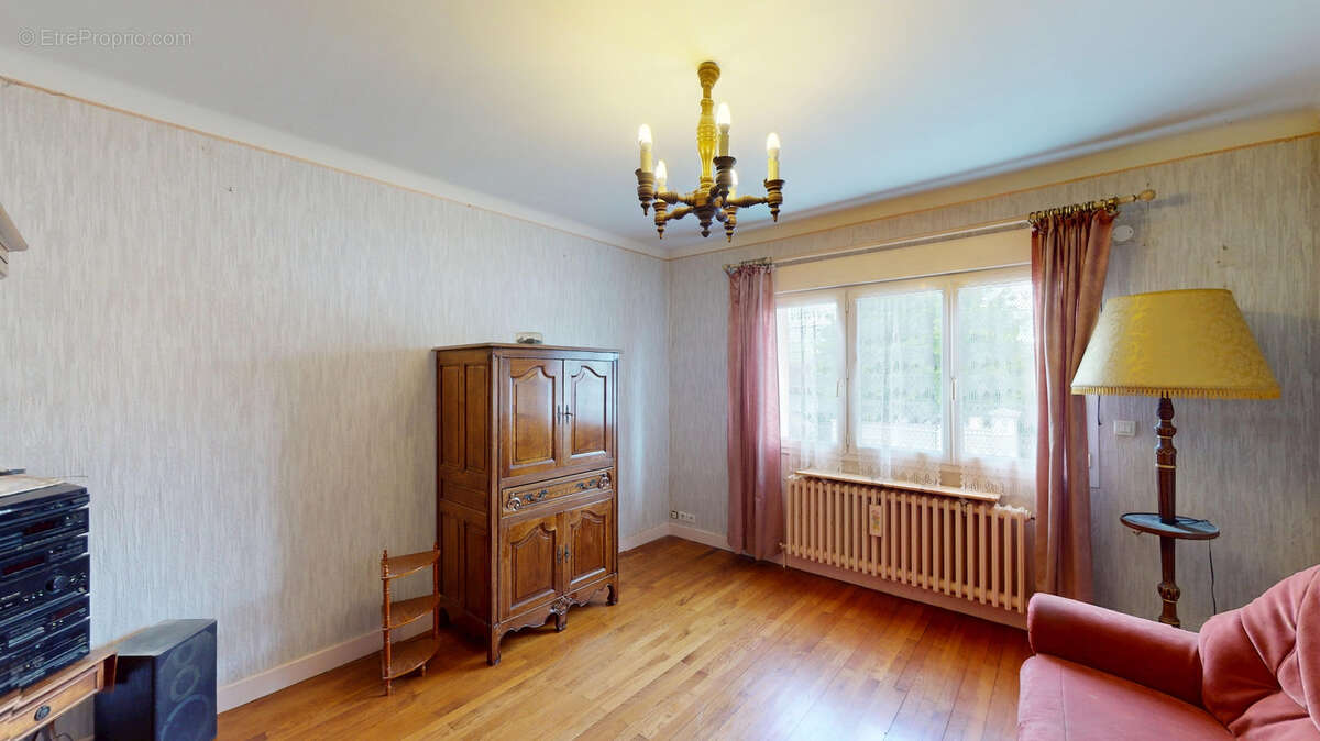 Maison à OYONNAX