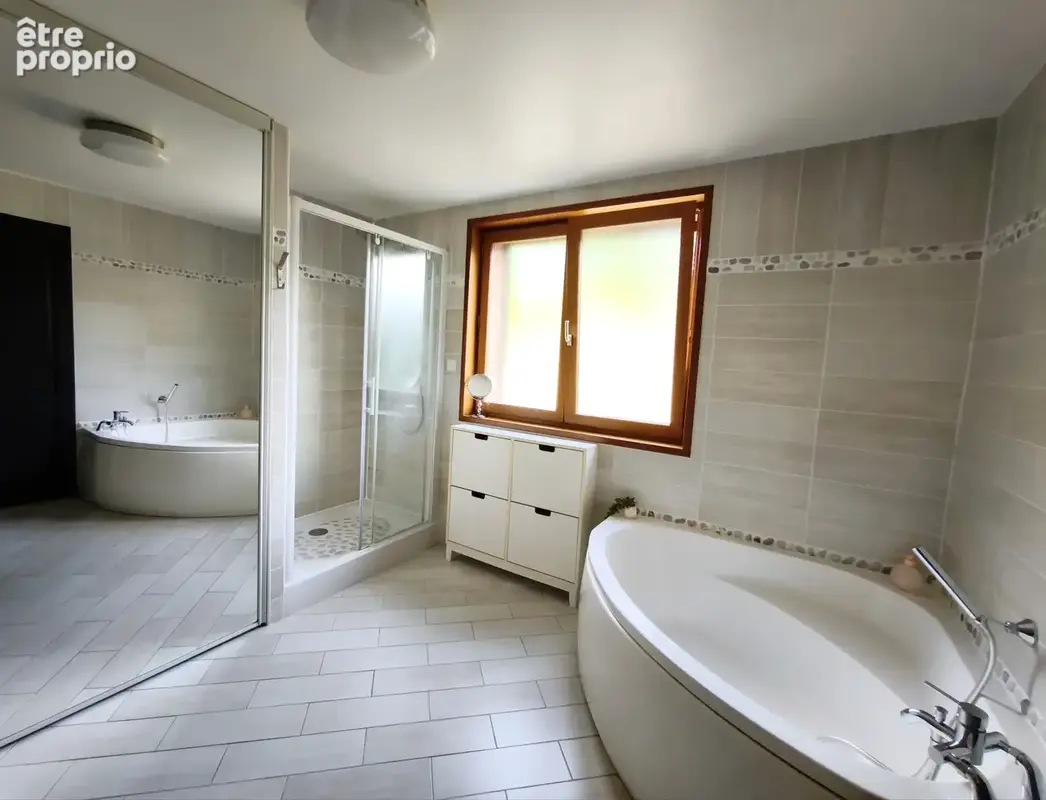 Maison semi-individuelle de caractère entièrement rénovée - photo 15