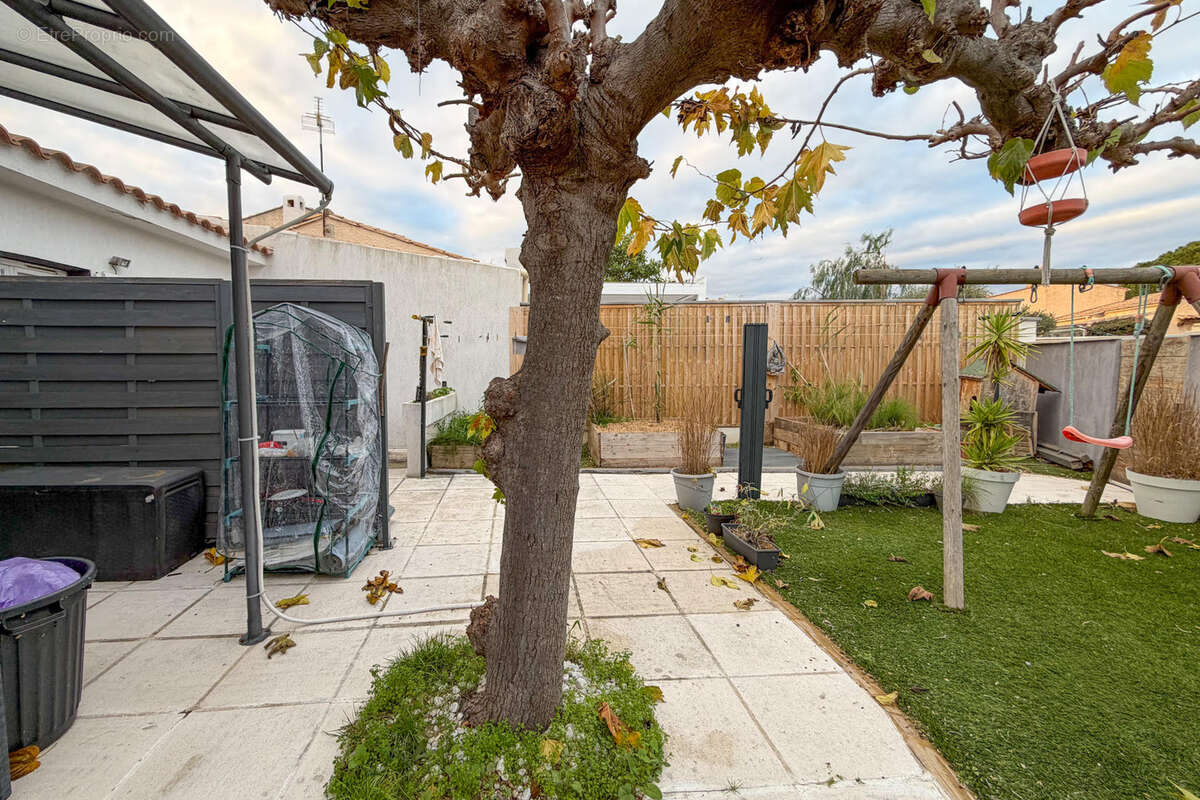 Maison à LA LONDE-LES-MAURES