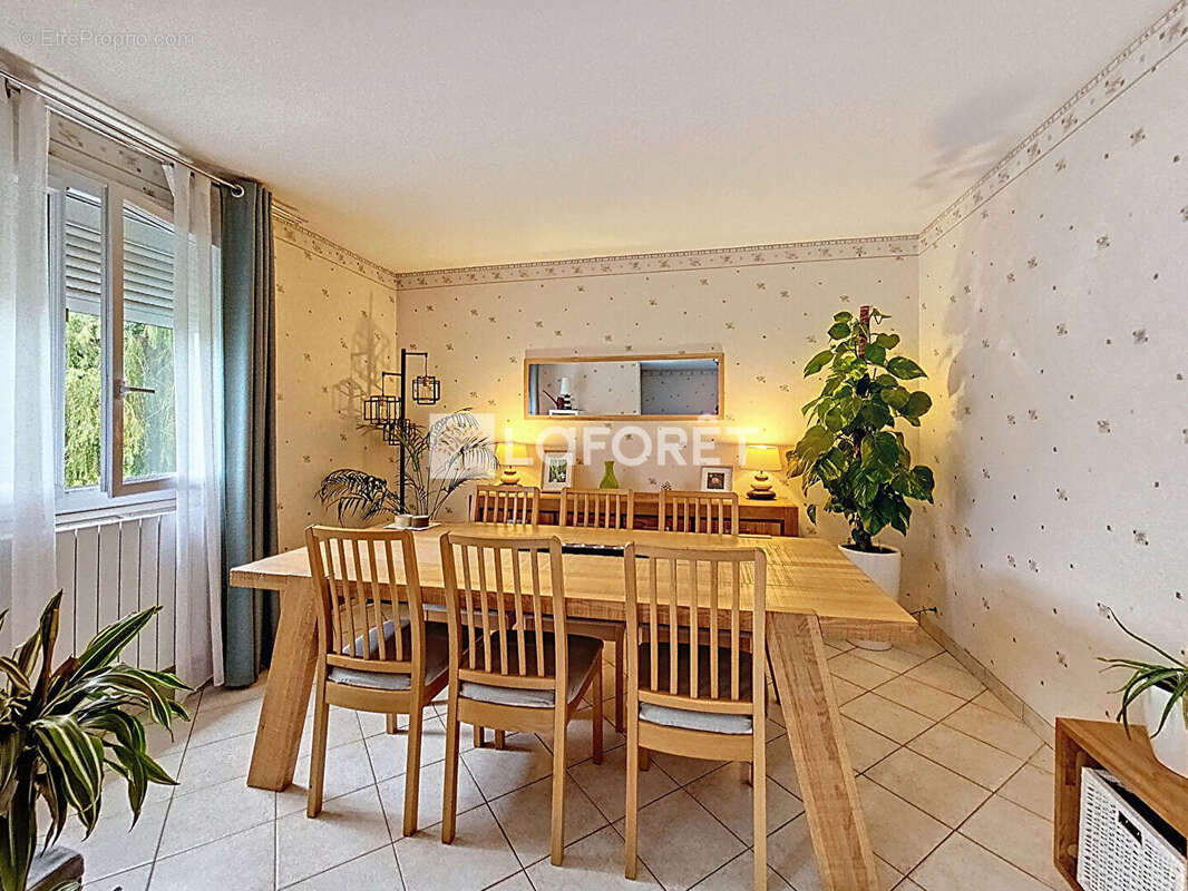 Maison à MARCOUSSIS